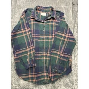 American Eagle Outfitters Women's Vintage Plaid Flannel Shirt Size M. Cozy Cabin